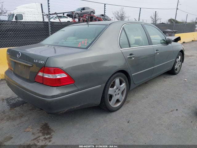 2005 LEXUS LS 430 JTHBN36F050174180 Photo 3