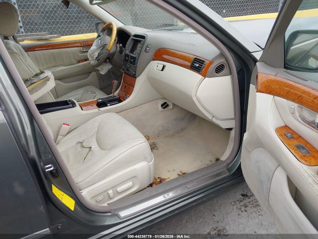 2005 LEXUS LS 430 JTHBN36F050174180 Photo 4