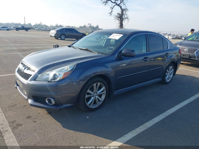 Subaru Legacy 2.5i Limited 2014 4S3BMBL69E3011884 Image 2