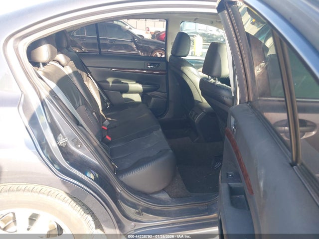 Subaru Legacy 2.5i Limited 2014 4S3BMBL69E3011884 Image 8