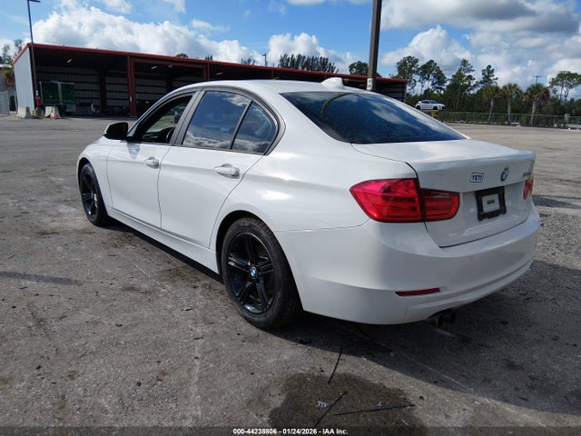 2014 BMW 328I WBA3A5G51ENP27406 Photo 2