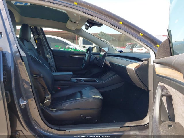 Продажа на аукционе авто 2023 Tesla Model 3 Rear-wheel Drive, vin: 5YJ3E1EAXPF664386, номер лота: 44238812