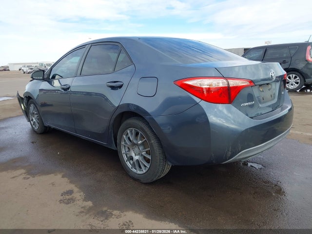 2T1BURHE8JC051853 Toyota COROLLA LE