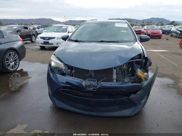 2T1BURHE8JC051853 Toyota COROLLA LE