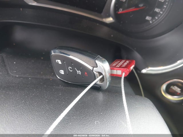 1G1ZD5STXJF260137 Chevrolet MALIBU LT