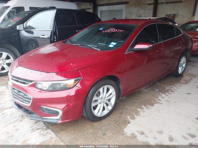 1G1ZD5STXJF260137 Chevrolet MALIBU LT