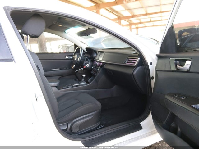 5XXGT4L13JG209167 KIA Optima Lx Turbo