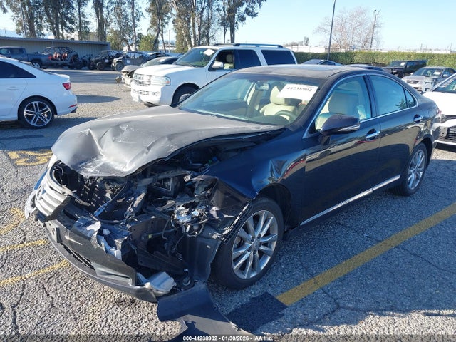44238902 :رقم المزاد ، JTHBK1EG7A2360949 vin ، 2010 Lexus Es 350 مزاد بيع