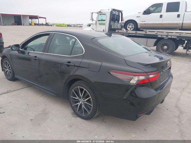 4T1G11AK5MU574668 Toyota CAMRY SE