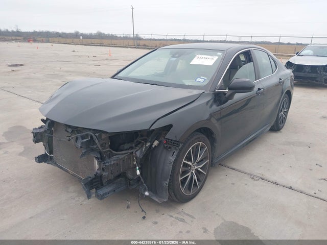 4T1G11AK5MU574668 Toyota CAMRY SE
