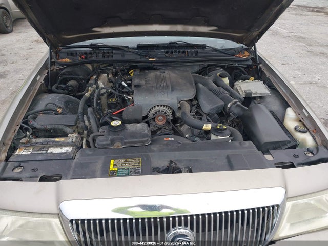 2005 MERCURY GRAND MARQUIS 2MEFM74W55X671628 Photo 9