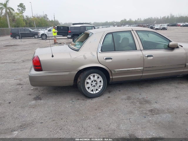 2005 MERCURY GRAND MARQUIS 2MEFM74W55X671628 Photo 5