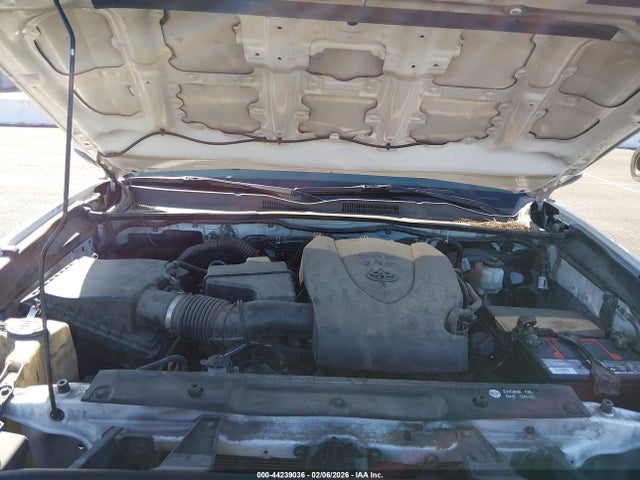 3TMAZ5CN0KM086098 Toyota Tacoma Sr5 V6