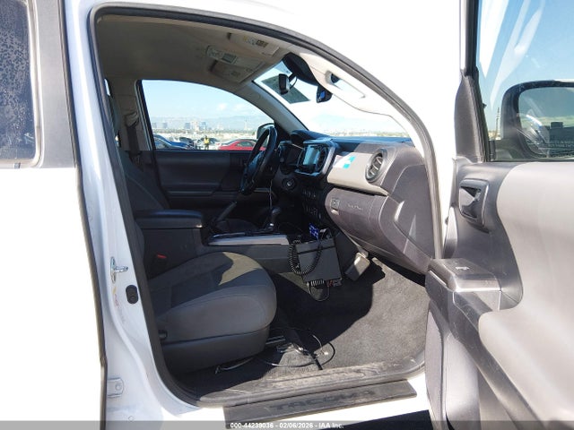 3TMAZ5CN0KM086098 Toyota Tacoma Sr5 V6