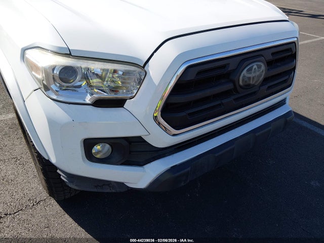 3TMAZ5CN0KM086098 Toyota Tacoma Sr5 V6