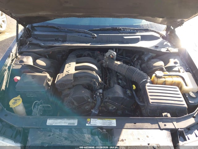 44239046 :رقم المزاد ، 2C3CA4CD1AH328450 vin ، 2010 Chrysler 300 Touring مزاد بيع