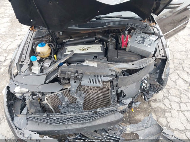 2015 VOLKSWAGEN CC WVWBN7AN1FE810584 Photo 9