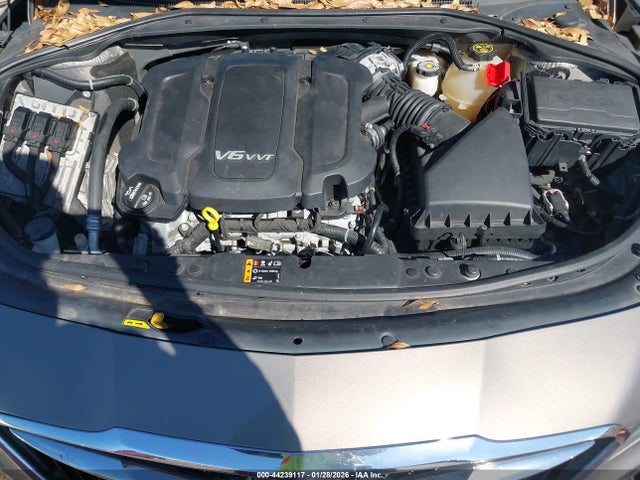 44239117 :رقم المزاد ، 1G4ZR5SS3HU146322 vin ، 2017 Buick Lacrosse Premium مزاد بيع