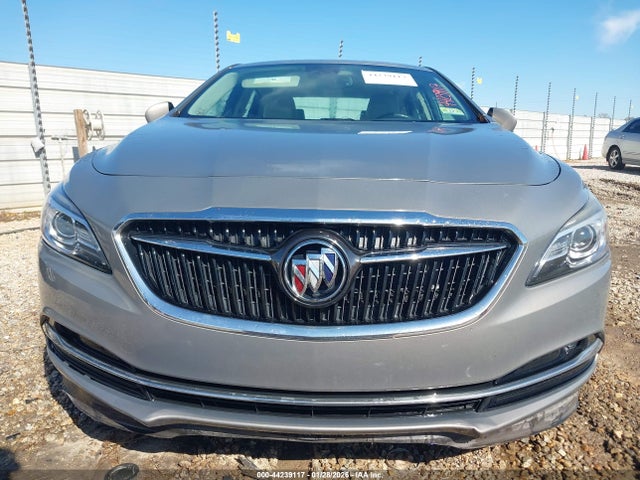 44239117 :رقم المزاد ، 1G4ZR5SS3HU146322 vin ، 2017 Buick Lacrosse Premium مزاد بيع