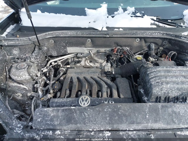 1V2XR2CA0KC592441 Volkswagen Atlas 3.6l V6 Se W/technology R-line
