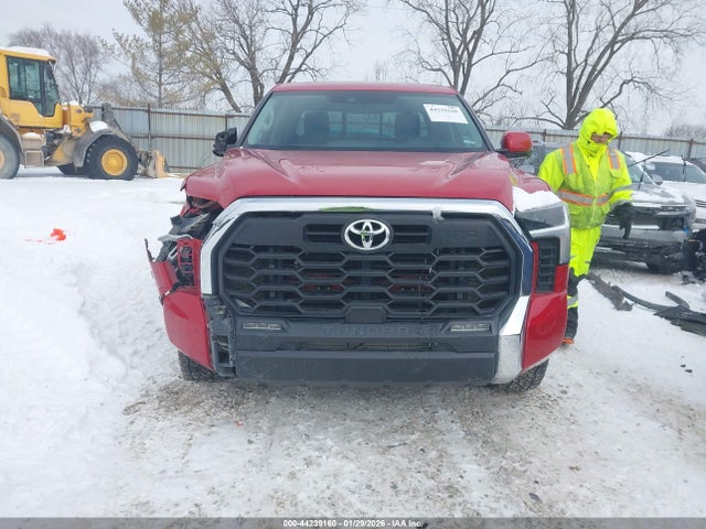 2022 Toyota Tundra Sr5 მანქანა იყიდება აუქციონზე, vin: 5TFLA5DA3NX045412, აუქციონის ნომერი: 44239160