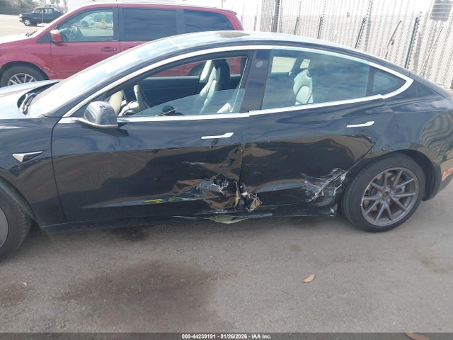 Продаж на аукціоні авто 2020 Tesla Model 3 Standard Range Plus Rear-wheel Drive/standard Range Rear-wheel Drive, vin: 5YJ3E1EA6LF609282, номер лоту: 44239191