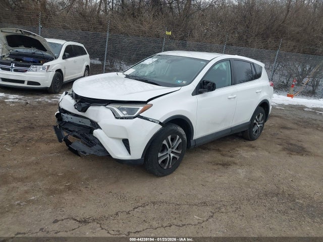 2018 TOYOTA RAV4 2T3ZFREV2JW470378 Photo 1
