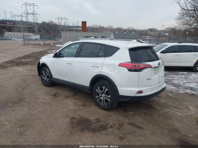 2018 TOYOTA RAV4 2T3ZFREV2JW470378 Photo 2