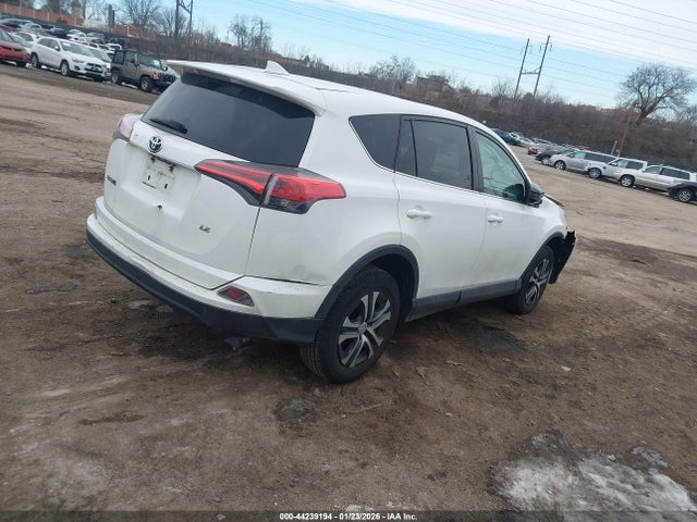 2018 TOYOTA RAV4 2T3ZFREV2JW470378 Photo 3