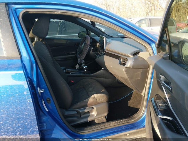 2019 Toyota C-hr Xle მანქანა იყიდება აუქციონზე, vin: JTNKHMBX7K1020824, აუქციონის ნომერი: 44239214