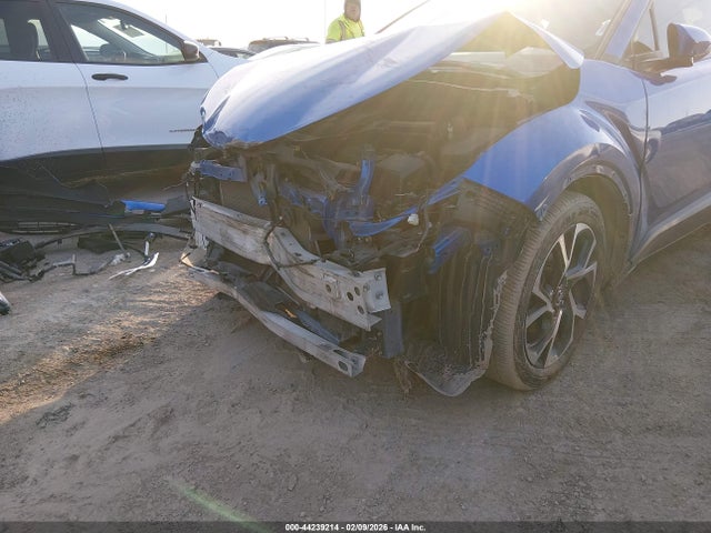 2019 Toyota C-hr Xle მანქანა იყიდება აუქციონზე, vin: JTNKHMBX7K1020824, აუქციონის ნომერი: 44239214