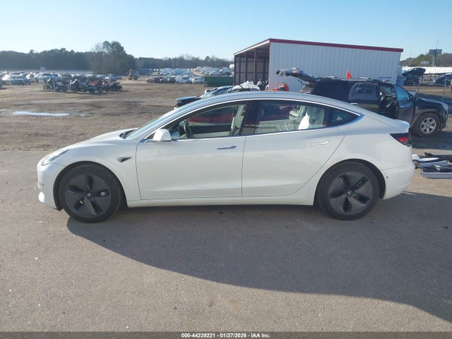 5YJ3E1EB4JF096703 Tesla Model 3 Long Range/performance