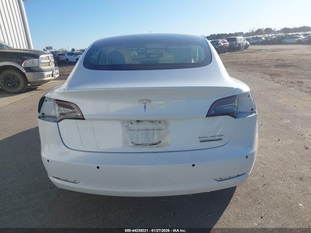 5YJ3E1EB4JF096703 Tesla Model 3 Long Range/performance