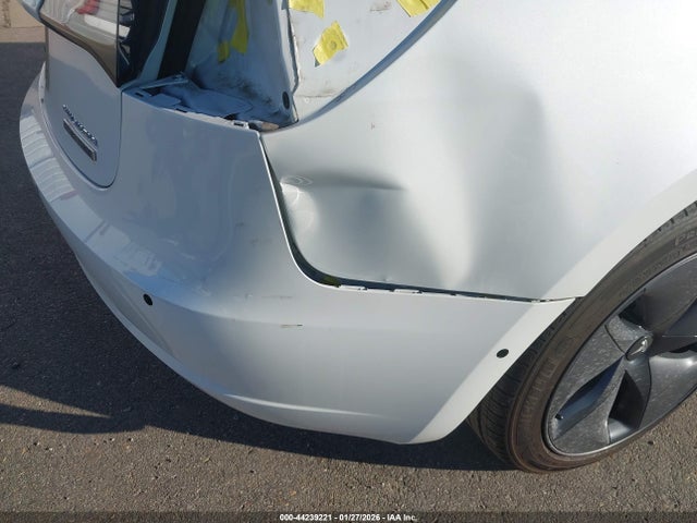 5YJ3E1EB4JF096703 Tesla Model 3 Long Range/performance