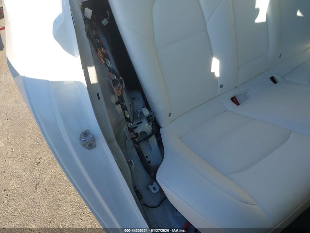 5YJ3E1EB4JF096703 Tesla Model 3 Long Range/performance