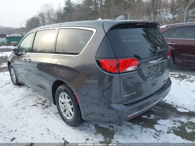 2020 Chrysler Pacifica Touring მანქანა იყიდება აუქციონზე, vin: 2C4RC1FG6LR223792, აუქციონის ნომერი: 44239225