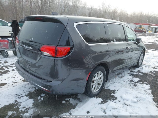 2020 Chrysler Pacifica Touring მანქანა იყიდება აუქციონზე, vin: 2C4RC1FG6LR223792, აუქციონის ნომერი: 44239225