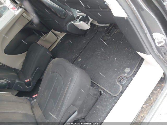 2020 Chrysler Pacifica Touring მანქანა იყიდება აუქციონზე, vin: 2C4RC1FG6LR223792, აუქციონის ნომერი: 44239225
