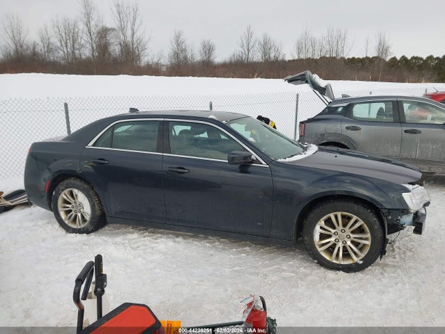 2019 Chrysler 300 Touring L მანქანა იყიდება აუქციონზე, vin: 2C3CCAAG6KH676395, აუქციონის ნომერი: 44239251
