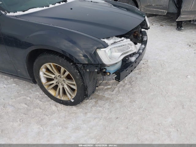 2019 Chrysler 300 Touring L მანქანა იყიდება აუქციონზე, vin: 2C3CCAAG6KH676395, აუქციონის ნომერი: 44239251