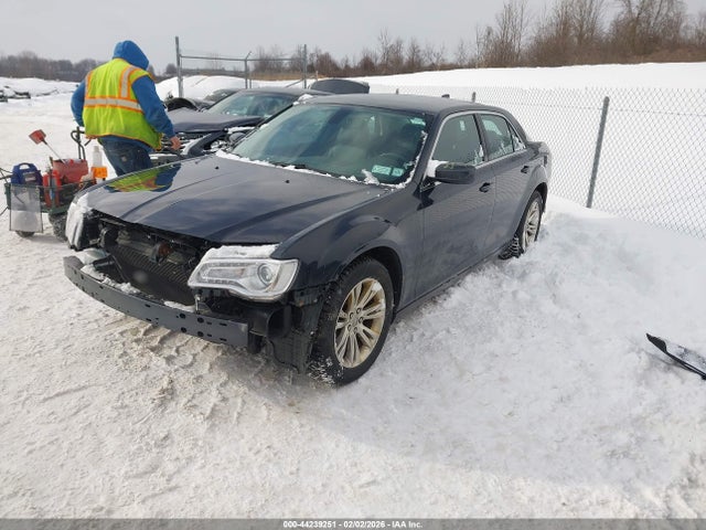 2019 Chrysler 300 Touring L მანქანა იყიდება აუქციონზე, vin: 2C3CCAAG6KH676395, აუქციონის ნომერი: 44239251