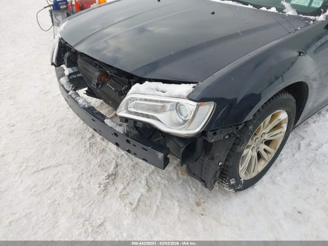 2019 Chrysler 300 Touring L მანქანა იყიდება აუქციონზე, vin: 2C3CCAAG6KH676395, აუქციონის ნომერი: 44239251