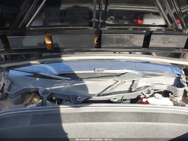 2024 TESLA MODEL X 7SAXCAE58RF442736 Photo 9