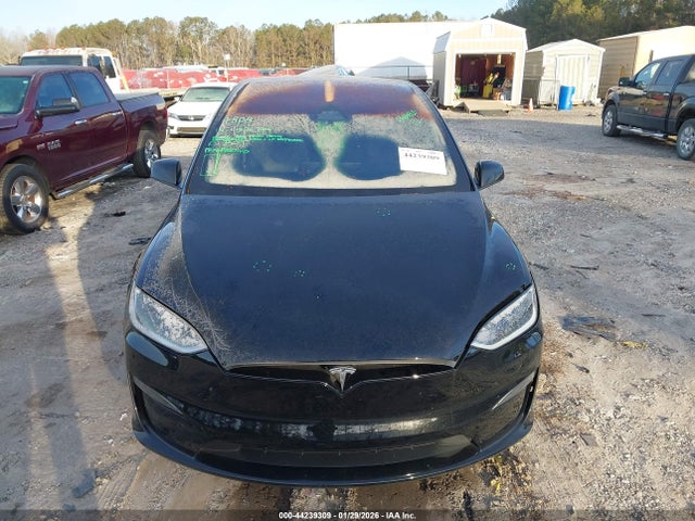 2024 Tesla Model X Long Range მანქანა იყიდება აუქციონზე, vin: 7SAXCAE58RF442736, აუქციონის ნომერი: 44239309