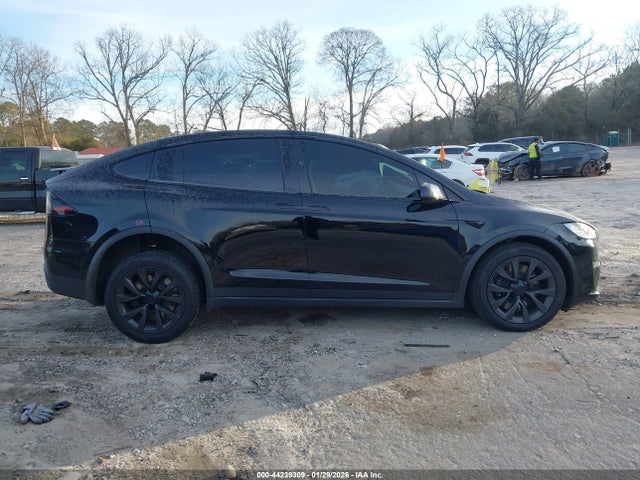 2024 Tesla Model X Long Range მანქანა იყიდება აუქციონზე, vin: 7SAXCAE58RF442736, აუქციონის ნომერი: 44239309