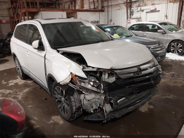 2017 MITSUBISHI OUTLANDER JA4AZ3A35HZ058675 Photo 0