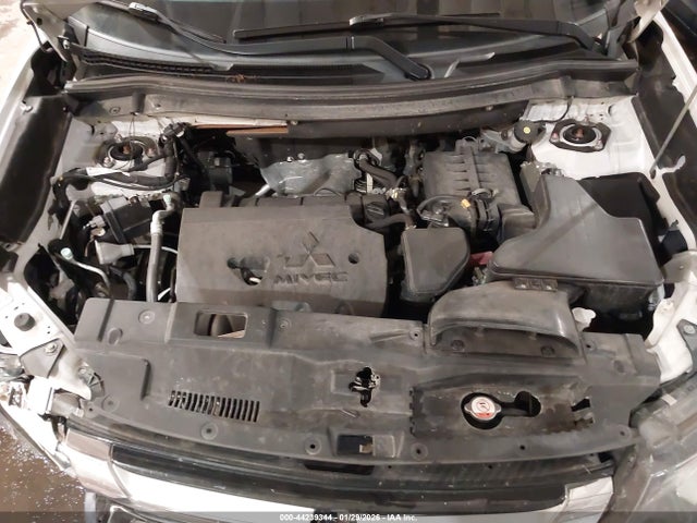2017 MITSUBISHI OUTLANDER JA4AZ3A35HZ058675 Photo 9