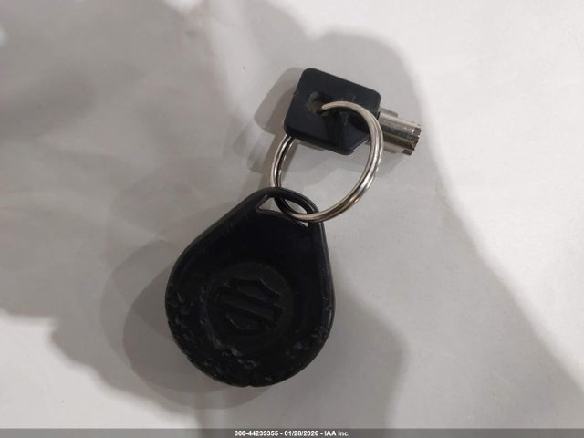 2012 HARLEY-DAVIDSON FLHTK 1HD1KEM38CB637001 Photo 10