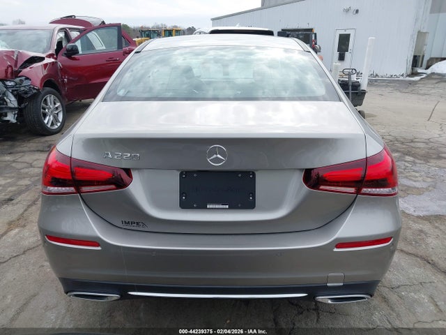 2019 Mercedes-benz A 220 მანქანა იყიდება აუქციონზე, vin: WDD3G4EB5KW025363, აუქციონის ნომერი: 44239375