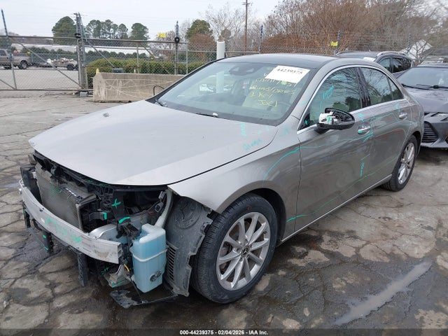2019 MERCEDES-BENZ A 220 WDD3G4EB5KW025363 Photo 1